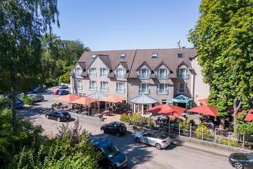 فندق Restaurant Bismarckturm