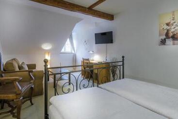 فندق Schloss Schenke Tunzenberg