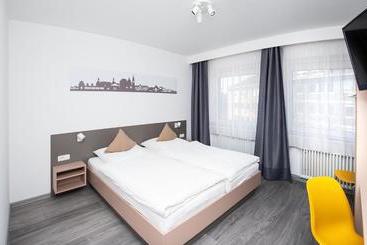 هتل Stadtnah Am Bahnhof