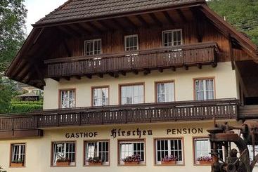 펜션 Luchs Hostel Im Hirschen