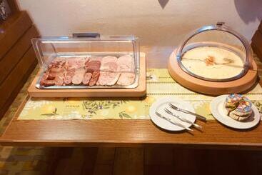 펜션 Zum Goldenen Adler