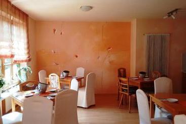 צימר Aparthotel Victoria