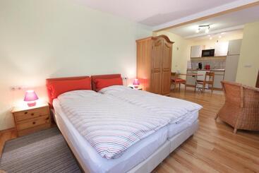 민박 Pension Stern