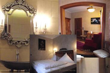 ホテル Der Platengarten