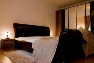 관광객 아파트 Maria Viktoria Apartment