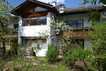 פנסיון Gästehaus Hofer