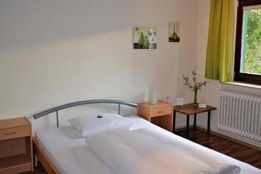 ペンション Landgasthof Wallburg