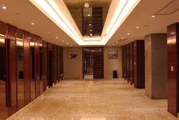 فندق Century Palace