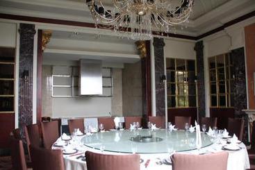 هتل Grand Oriental