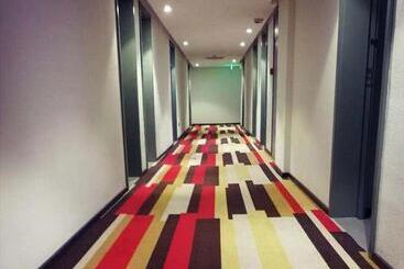 בית מלון כפרי Ibis Shenyang North Station