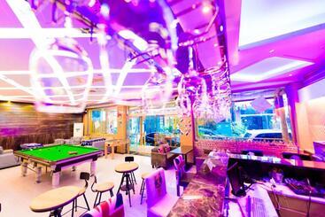 Mount Emei Teddy Bear Hotel玩具熊酒店