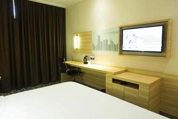 酒店 City Comfort Inn Huanggang Wuxue Wanda Plaza
