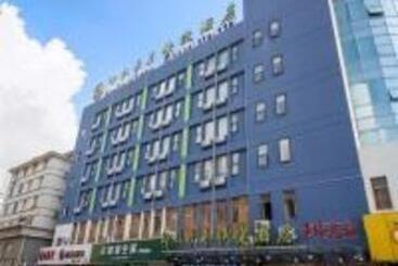 ホテル Greentree Inn Jingjiang Xinjian Road Decheng Plaza
