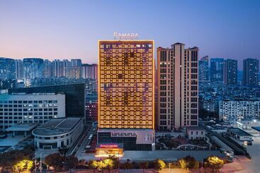 Ramada By Wyndham Huangshi Huangshigang