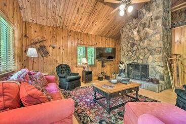 Жильё для туристов Serene Sky Valley Family Chalet With Fireplace