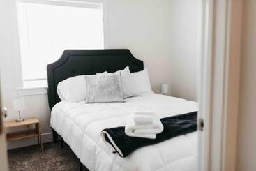 شقق خاصة سياحية Beautiful New 3 Br 2ba Townhome No Stairs