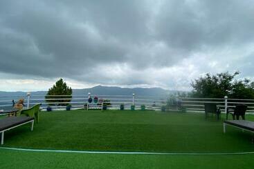 בית מלון כפרי Wincliff Orchard Resort