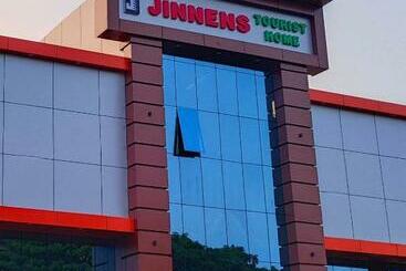 モーテル Jinnens Tourist Home