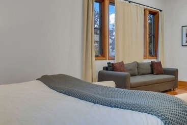 ツーリストアパートメント Mountain Cabin, Close To Slopes, 4br And 3ba, Hottub