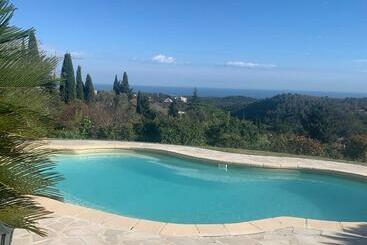 游客公寓 Villa Linda