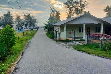 בית מלון כפרי Oyo Home 90577 Safi Homestay