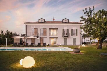 شقة فندقية Villa Vinory Bricco Di Nizza