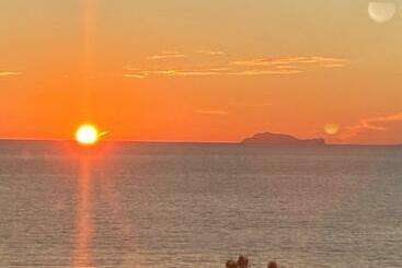 تختخواب و صبحانه A La Puesta Del Sol