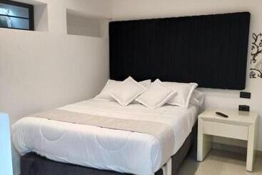 هتل Home Mark Casa Boutique