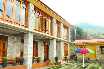 ペンション Kharjap Homestay