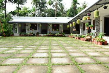 膳宿费 Pauls Retreat Wayanad