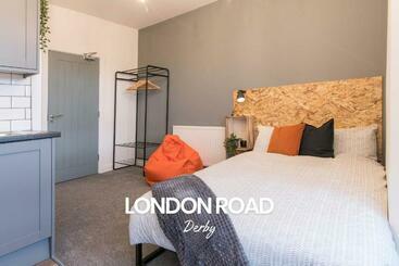 ツーリストアパートメント Modern 1 Bed Apartment In Derby By Renzo, Perfect For Professionals Or Contractors