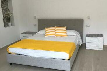 민박 Sorrento Beauty