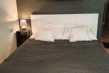 ツーリストアパートメント Bösix Apartman