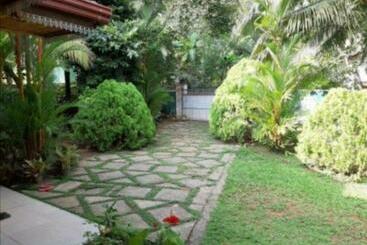 Жильё для туристов Golden Villa