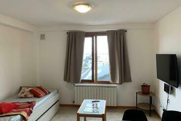 شقق خاصة سياحية La Casa Del Arbol   Ushuaia