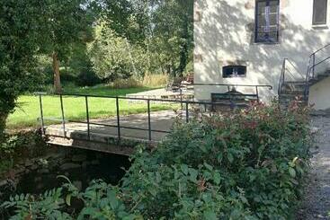 펜션 Chambre D Hôte Moulin Du Breuil
