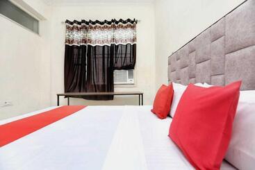 ホテル Golden Crown