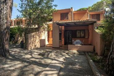 شقق خاصة سياحية Villetta Mimosa