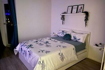 شقق خاصة سياحية 2 Zimmer Wohnung Im Herzen Von Braunschweig