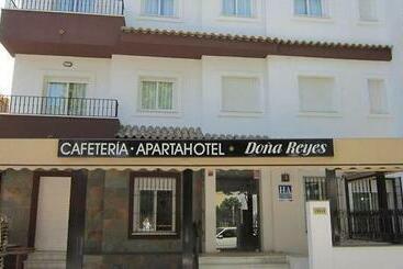 Apartahotel Doña Reyes