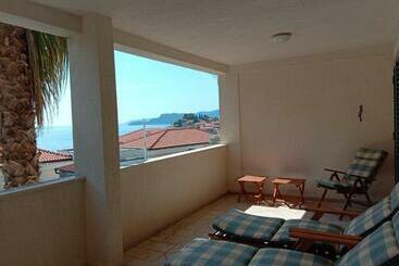 관광객 아파트 Apartments Mimoza