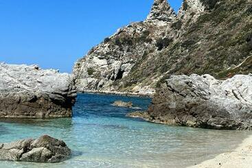 住宿加早餐  Akoya Rooms Capo Vaticano