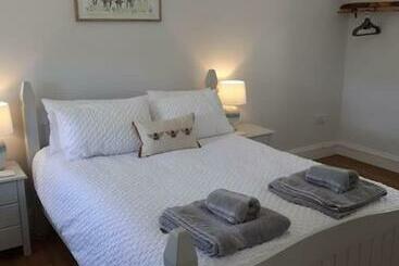 צימר Meadowsweet @ Laneside