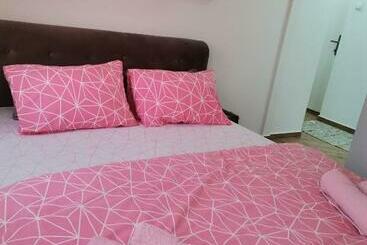 Жильё для туристов Nikolic Apartment