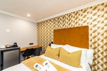 پانسیون 5th On Preston Guest House