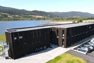 پانسیون Modern Rooms In Notodden