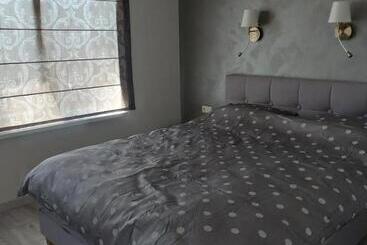 آپارتمان‌های توریست‌ها Apartamentai