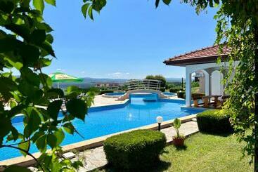 관광객 아파트 Bbs52