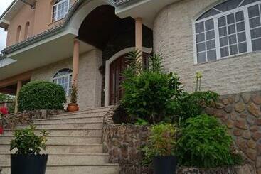 ツーリストアパートメント Casa Travessa Da Quinta