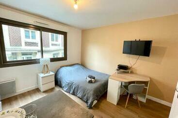Жильё для туристов Le Rive Droite Studio équipé Centre Rouen 83